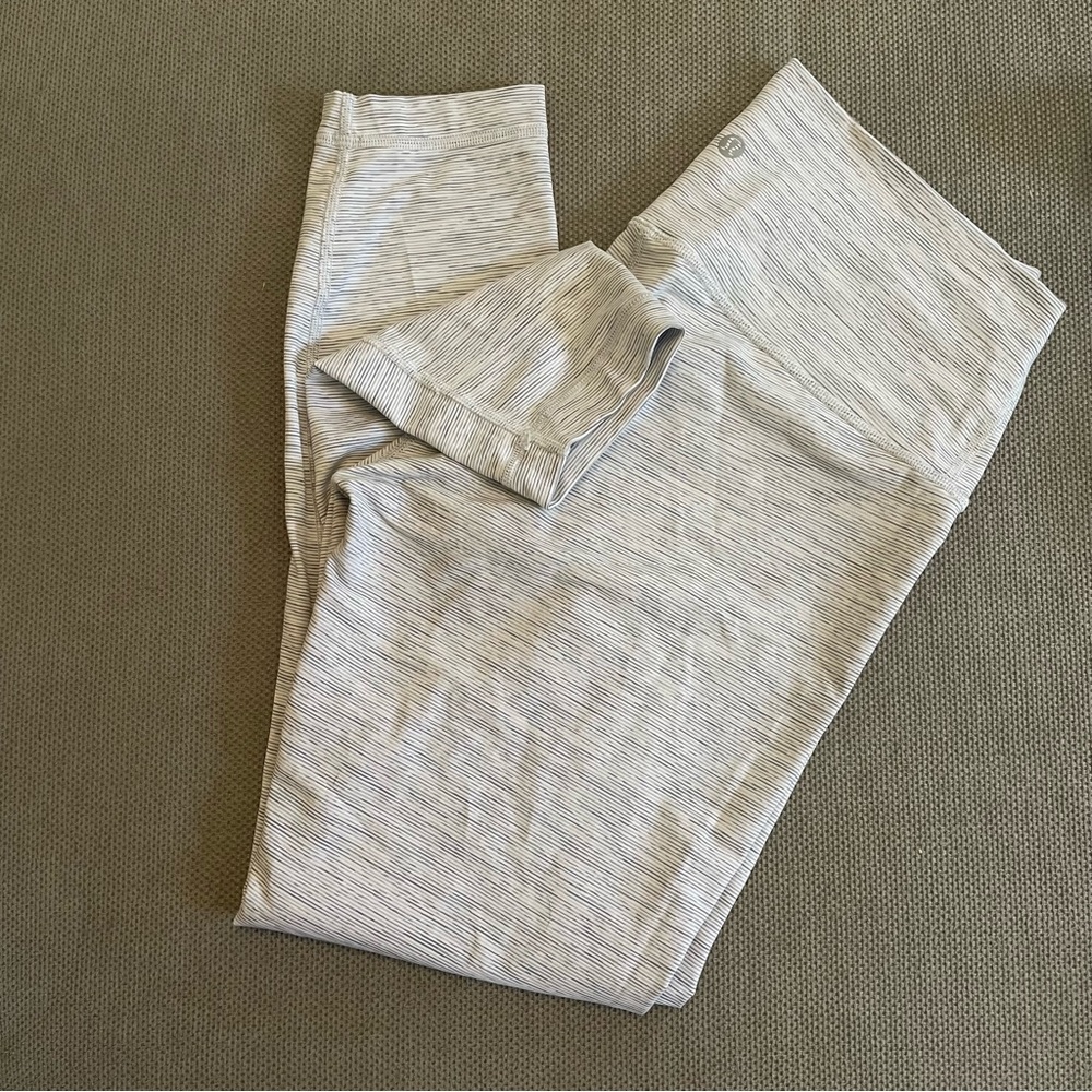 Lululemon Wunderbar Under high rise 25 inch tights